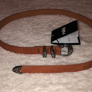 Women’s belt